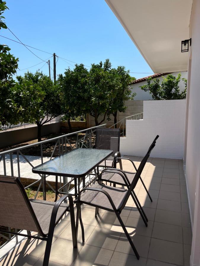 Koulouras Holiday Apartments Nikolaíika Eksteriør bilde